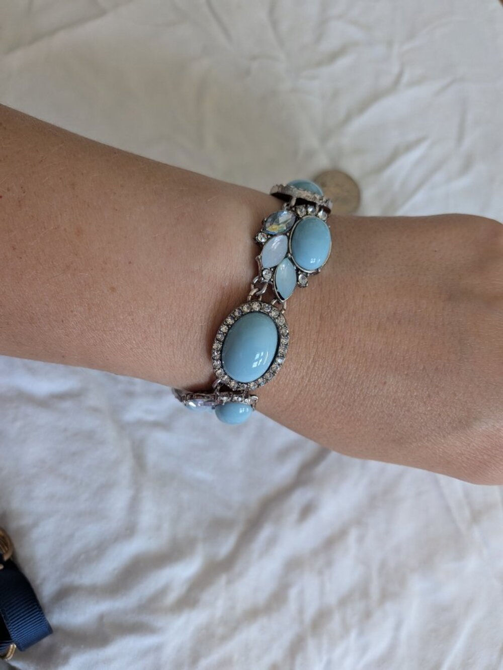 🌸  Faux Turquoise, Mother of Pearl, and Silver Bracelet